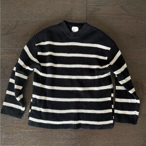 H&M Black & White Stripped Knit Sweater
